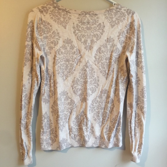 Old Navy XS Sweater - Picture 3 of 4